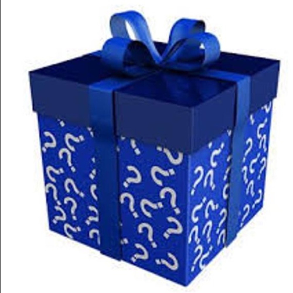Baby boy mystery box 0-6 months